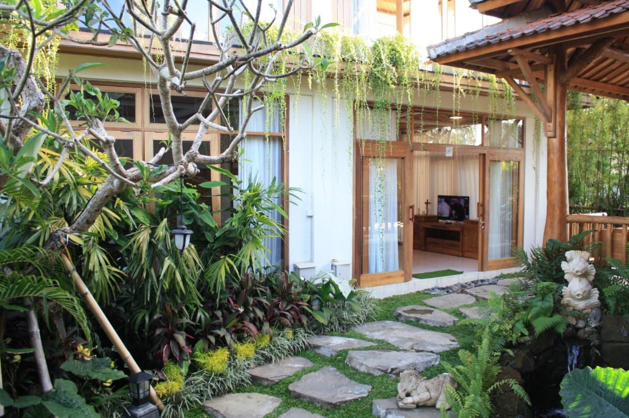 Graha Sandat Villas By Pramana Villas Ubud Extérieur photo